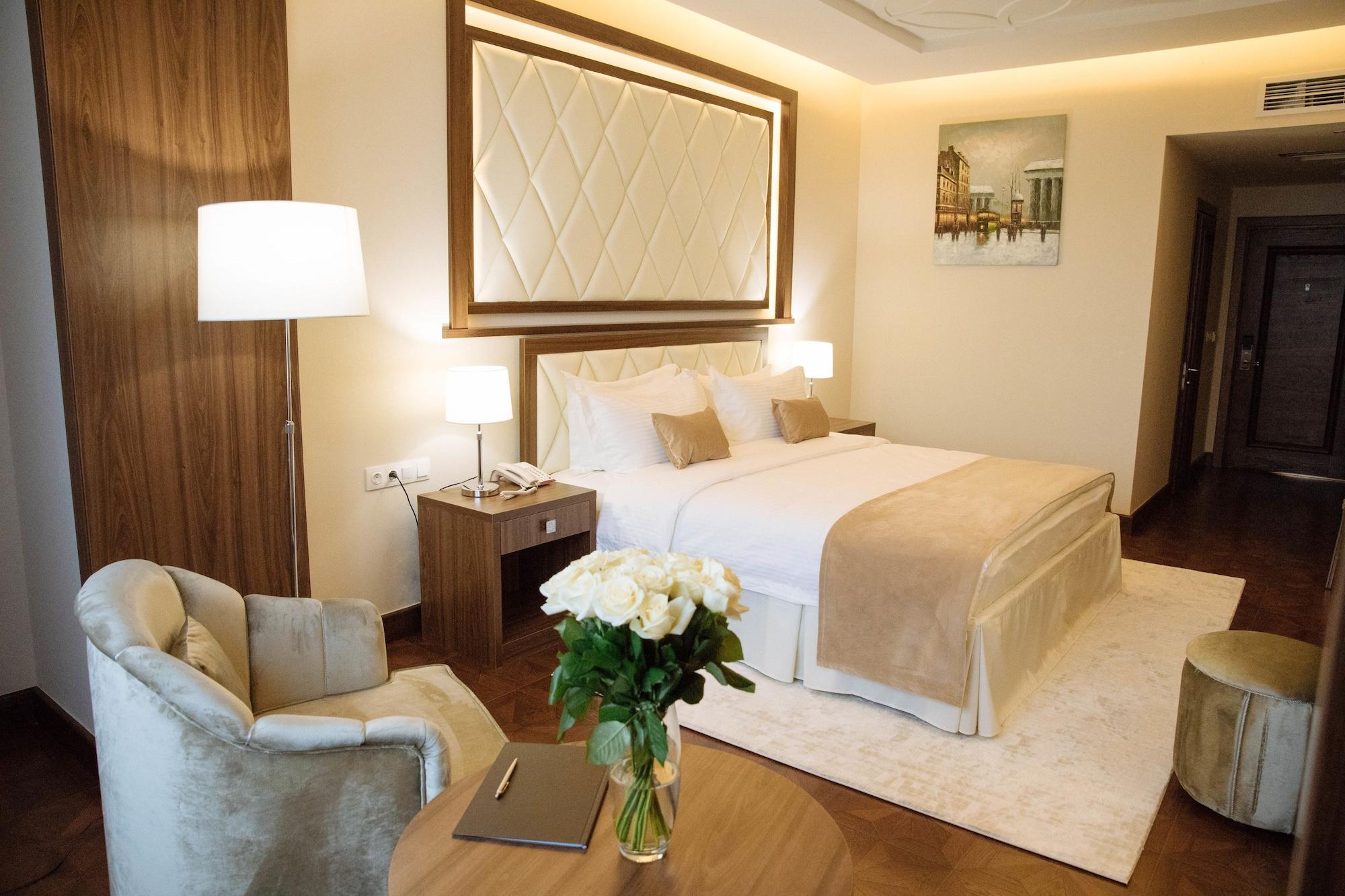 Garden Park Inn อัลมาตี ภายนอก รูปภาพ