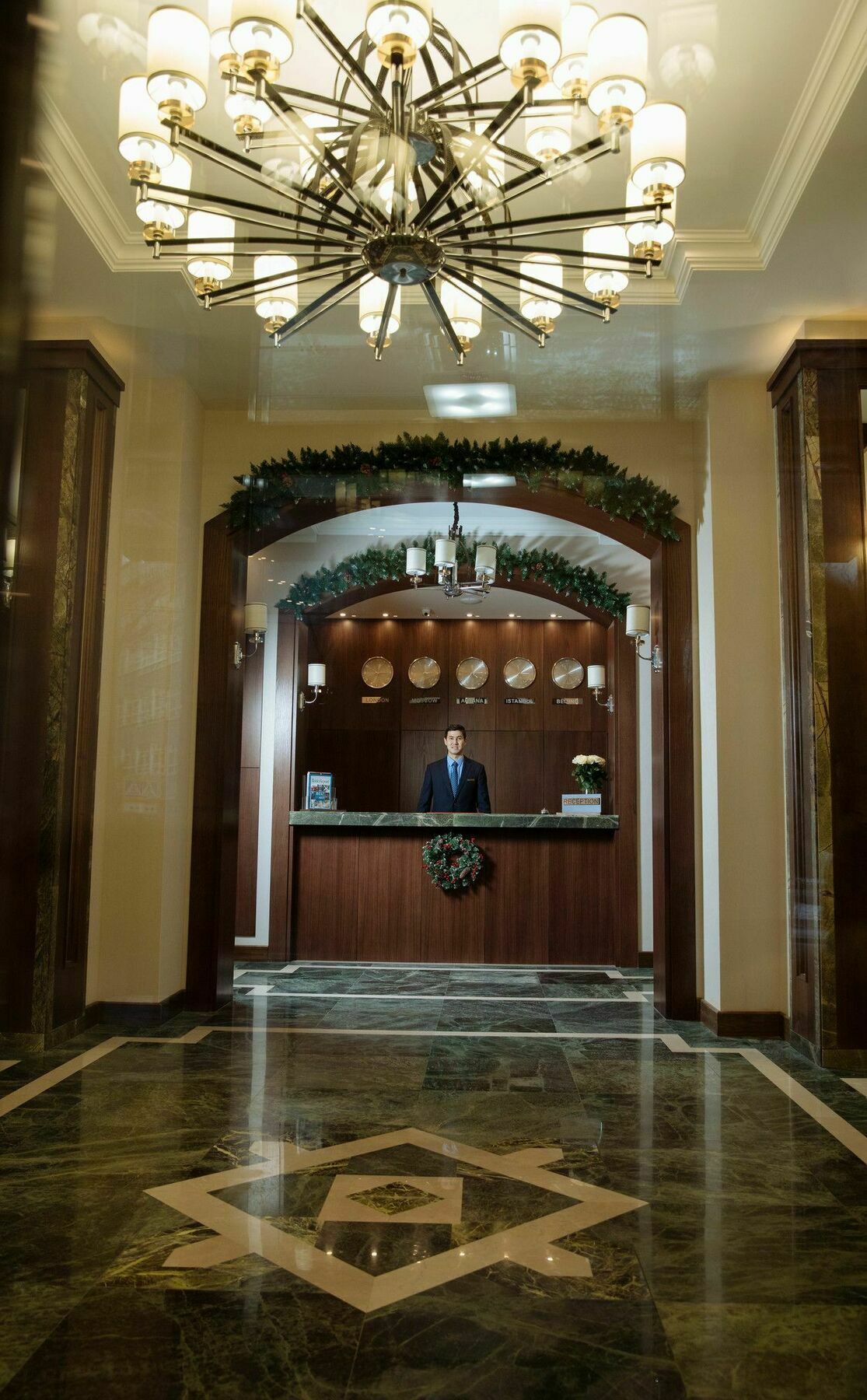 Garden Park Inn อัลมาตี ภายนอก รูปภาพ